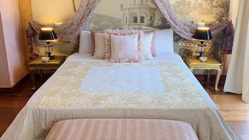 Deluxe tweepersoonskamer | Individueel gedecoreerd, verduisterende gordijnen, gratis wifi