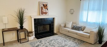 Elegant 4B House med biljardbord, nær Nike / Intel, 10 kilometer til Portland sentrum