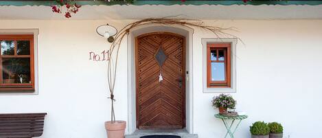 تفاصيل الفندق من الخارج