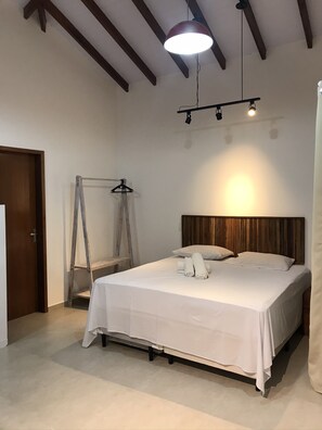 Wi-Fi de cortesia, roupa de cama