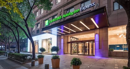 Holiday Inn Express Ningbo City Center, an IHG Hotel