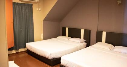 Sealion Pulau Ketam Inn