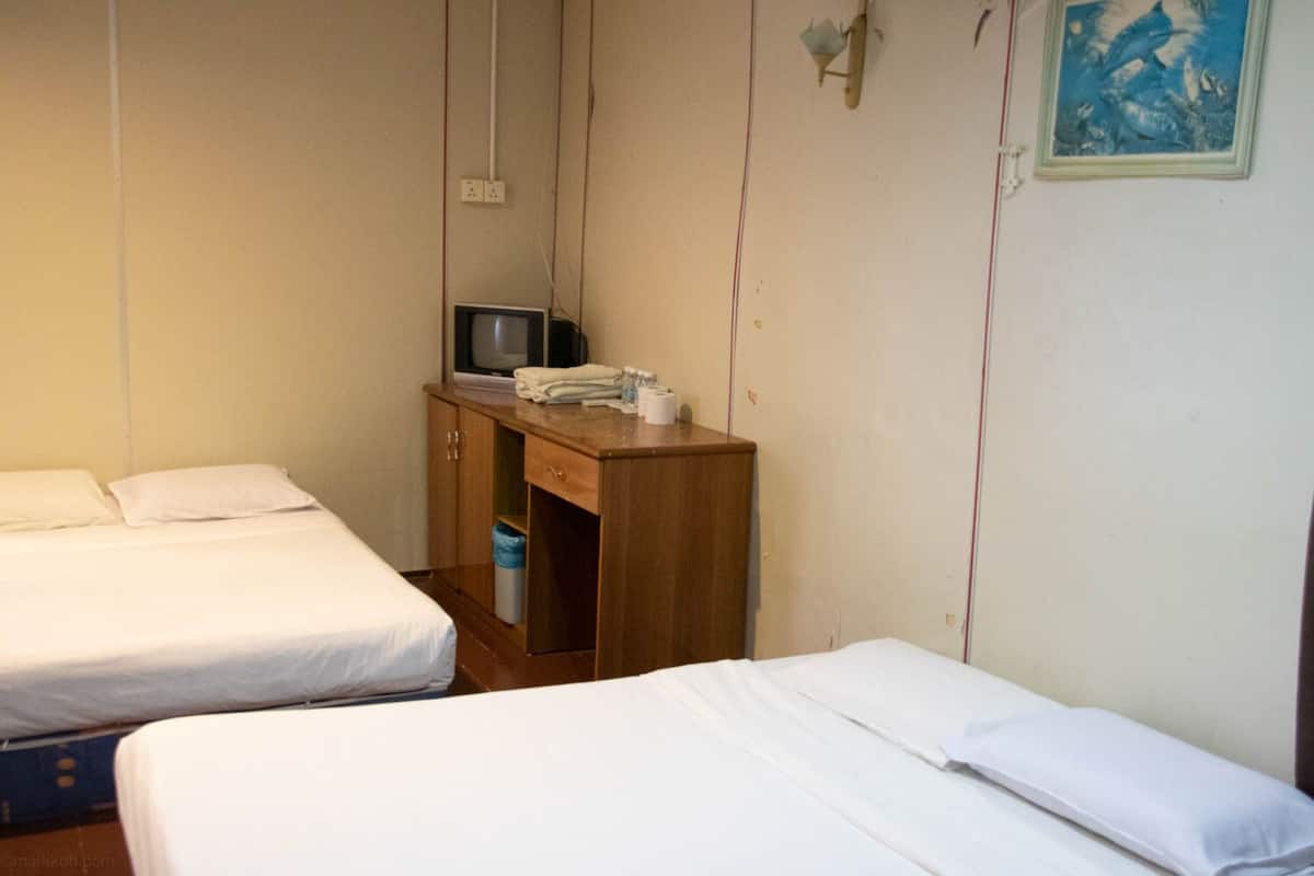 Economy Quadruple Room