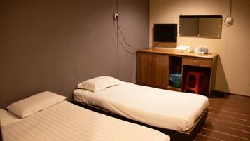 Economy Triple Room | Wi-fi percuma