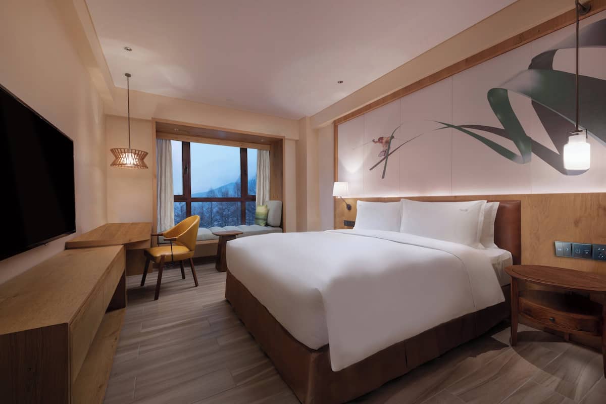 Quarto standard, 1 cama King | Frigobar, cofres nos quartos, escrivaninha