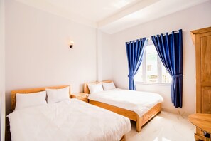 Minibar, desk, iron/ironing board, free WiFi