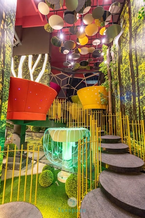 Garden - Arte Plus KLCC by FavSpace (Kuala Lumpur)