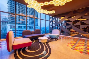 Sala de estar en el lobby