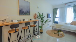 Studio Deluxe (3 Pax)