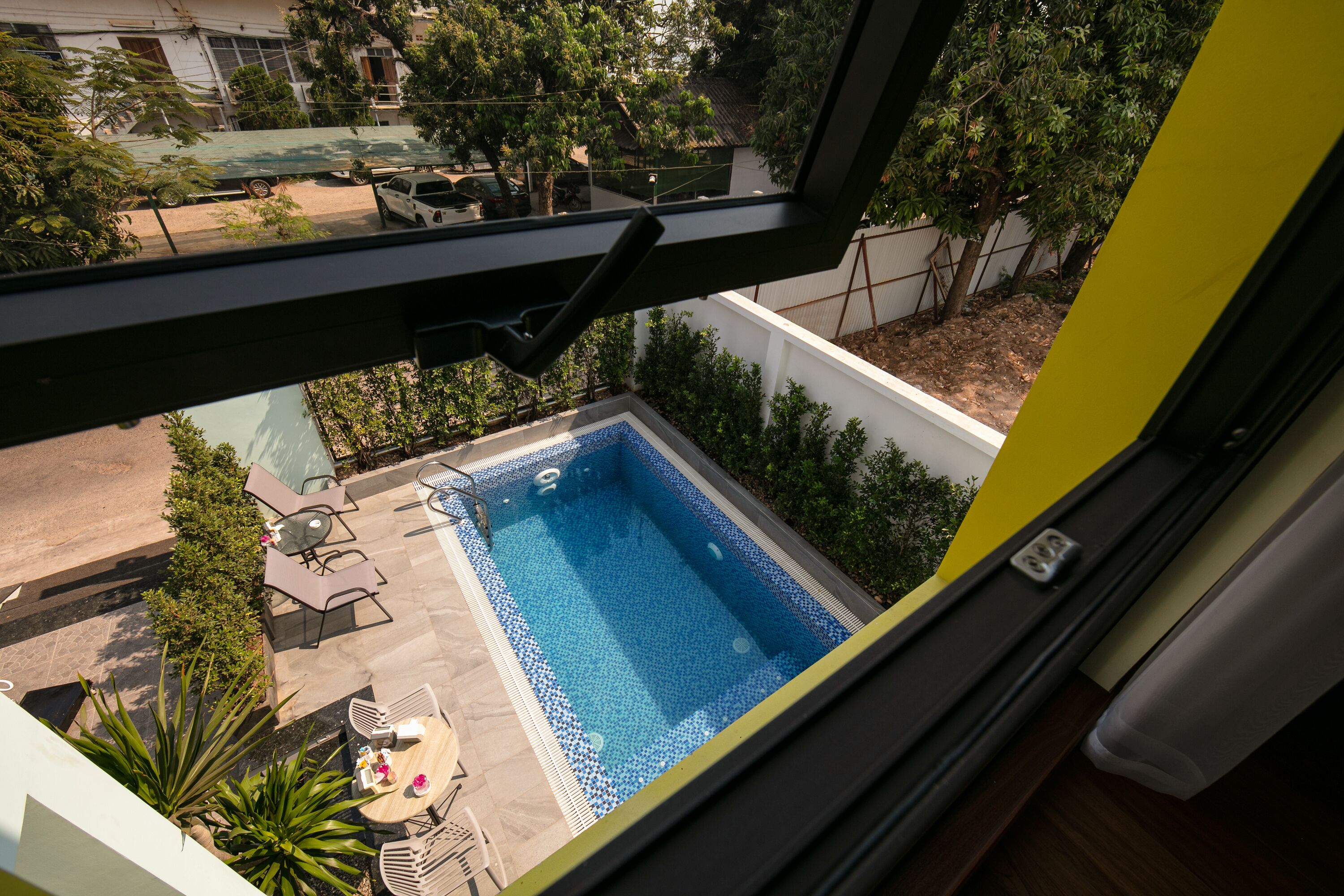 superior room | balcony view