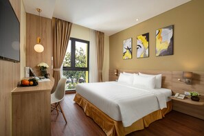 Premium bedding, down duvets, minibar, in-room safe - Viryla Boutique Hotel (Vientiane)