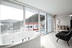ルーム プライベートプール (The terrace) | ジェットバス