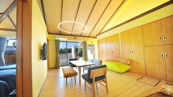 Camera (Blu) | Area soggiorno | TV a schermo piatto