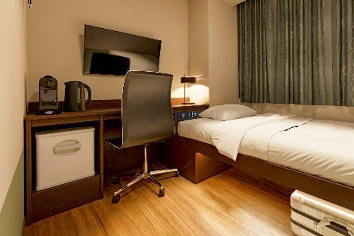 Minibar, in-room safe, blackout curtains, soundproofing