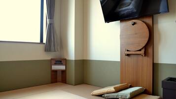 22-inch LED TV with digital channels, TV