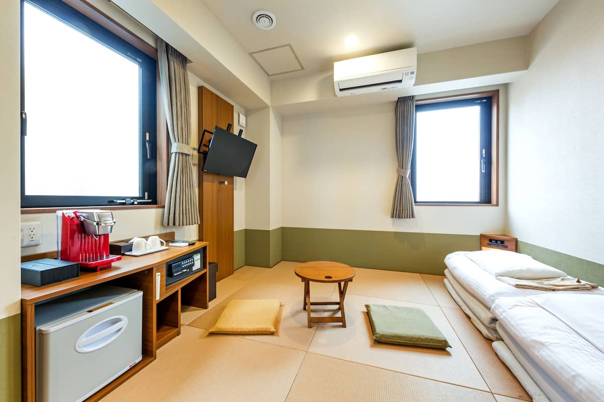 Minibar, in-room safe, blackout drapes, soundproofing
