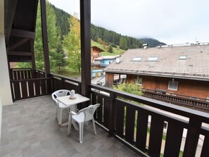 Outdoor dining - Apartment Apt 39 by Interhome (Canazei)