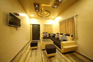 Dobbeltrom – familie | Oppholdsrom | Flatskjerm-TV