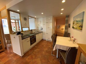 Imagen sin descripción, 5 de 9, botón