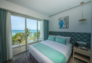 Ropa de cama de alta calidad y minibar 