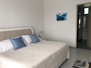 3 bedrooms, desk, free WiFi, bed sheets - Lovely house with private garden and pool near Cuernavaca in Xochitepec Morelos (Xochitepec)