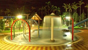 Ảnh chưa phân loại, 2 trong số 48 ảnh, nút
