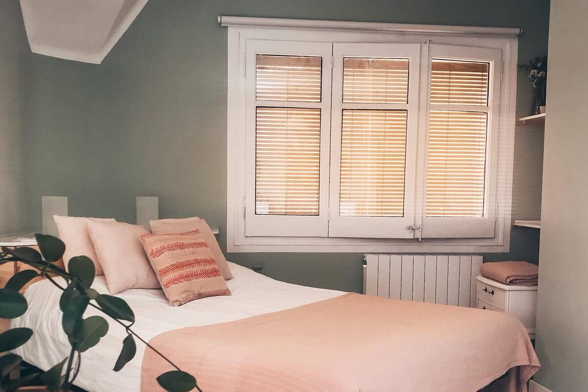 Down duvets, blackout curtains, rollaway beds, free WiFi