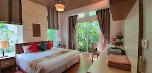 Villa, 1 Schlafzimmer | Zimmersafe, laptopgeeigneter Arbeitsplatz, Bügeleisen/Bügelbrett