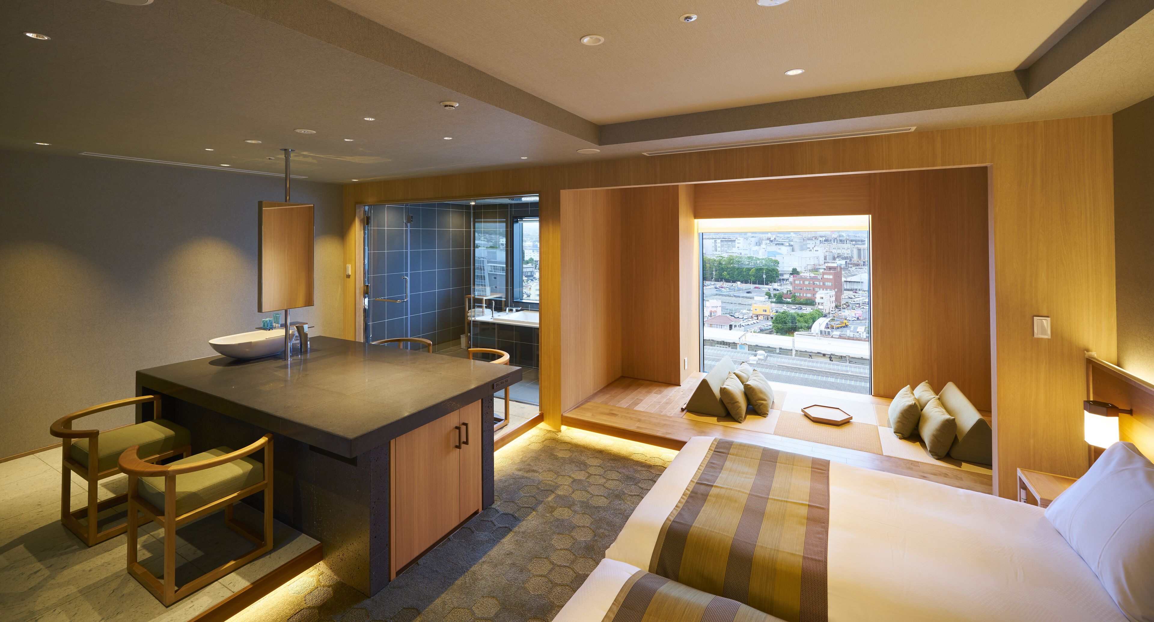 in-room safe, free wifi, bed sheets