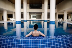 Piscina all'aperto, con ingresso dalle 07:00 alle 22:00, lettini