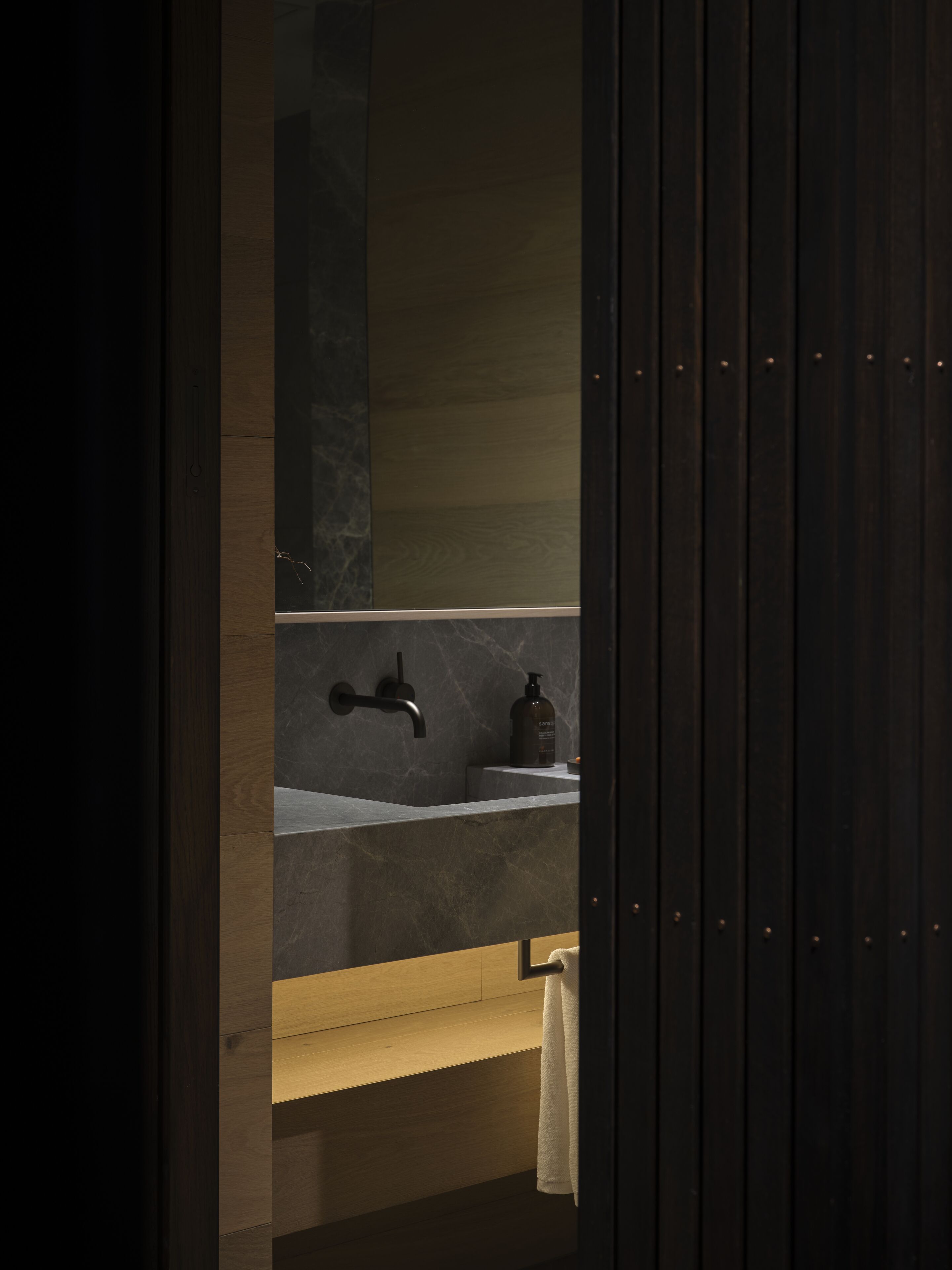 hohi suite king | bathroom | designer toiletries, hair dryer, bathrobes, slippers