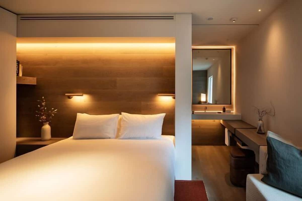 1 Schlafzimmer, hochwertige Bettwaren, Minibar, Zimmersafe