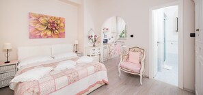 Studio, Garden View | Individually decorated, individually furnished, iron/ironing board - Beach Apartment Demi (Split)