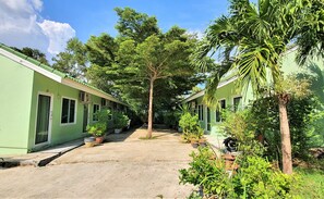 Reception - Chalong Stay Well by Palai Seafood (Chalong)