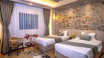 Deluxe Room | Minibar, desk, laptop workspace, free WiFi