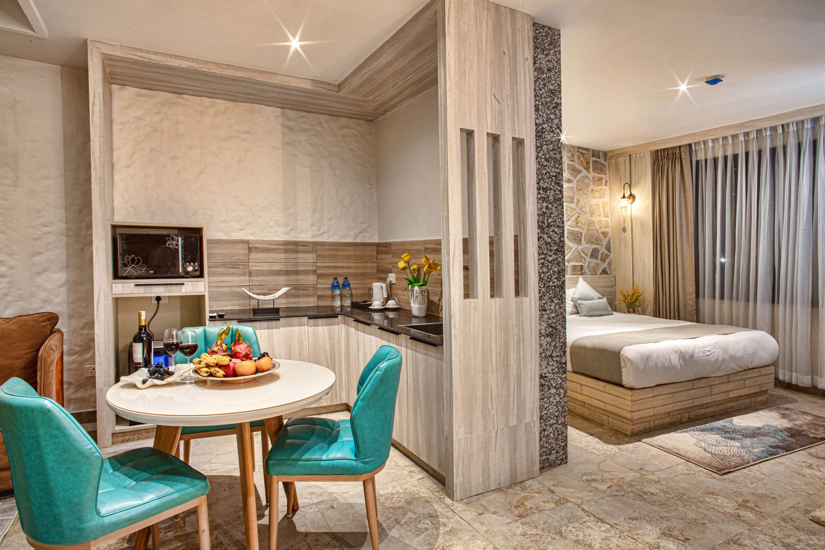 penthouse | 1 bedroom, minibar, desk, laptop workspace