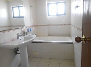 Double Room (3F) | Bathroom | Shower, free toiletries, hair dryer, slippers