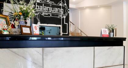 Hotel O Monalisa Residence And Cafe