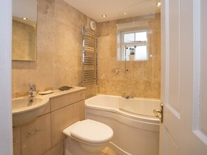 Cottage | Interior