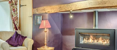 Cottage | Living room | TV