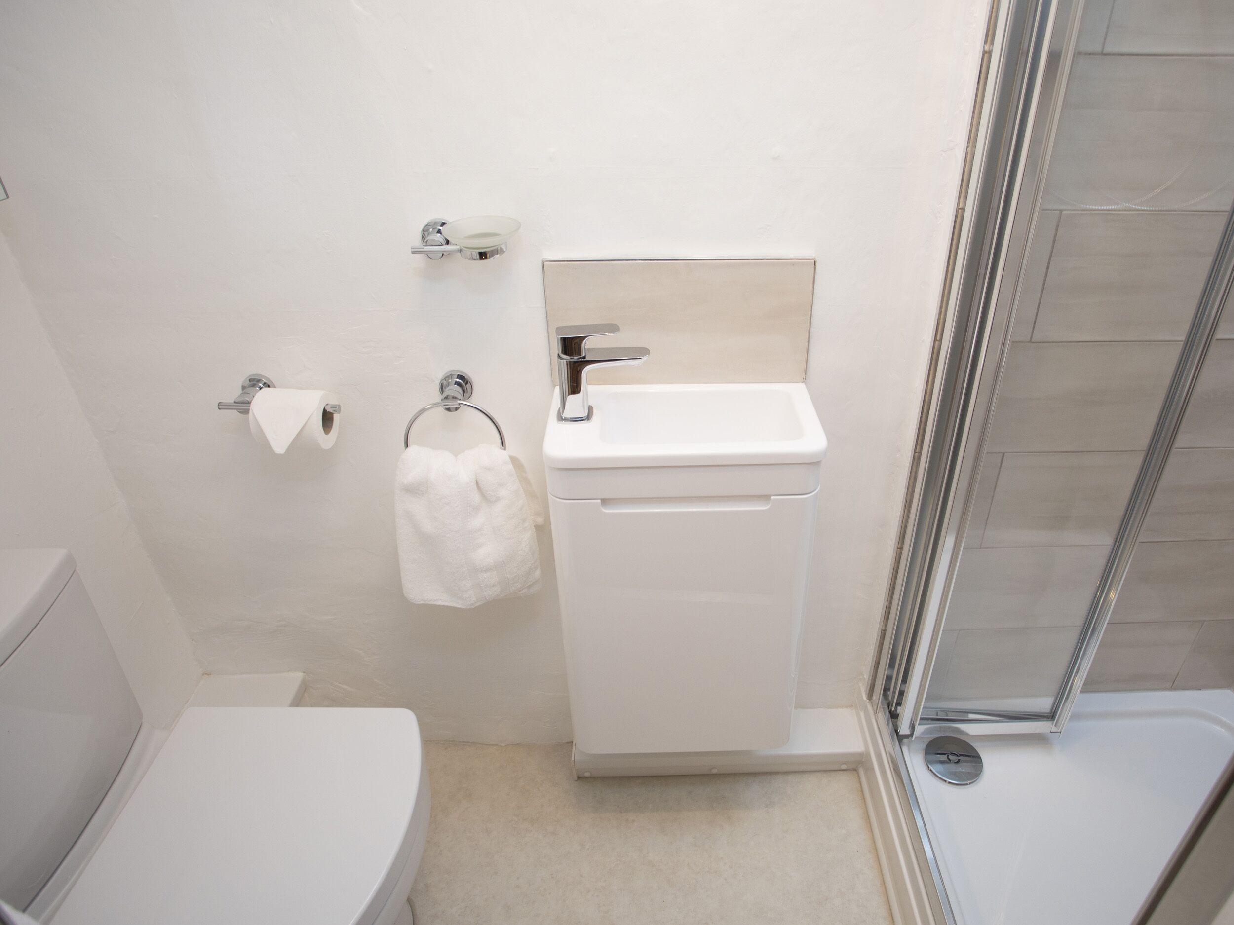 Cottage | Bathroom | Shower