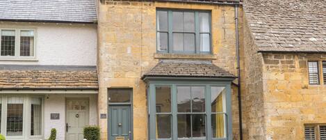 Cottage | Front of property