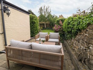 Cottage | Interior - The Cottage at Broadway (Broadway)