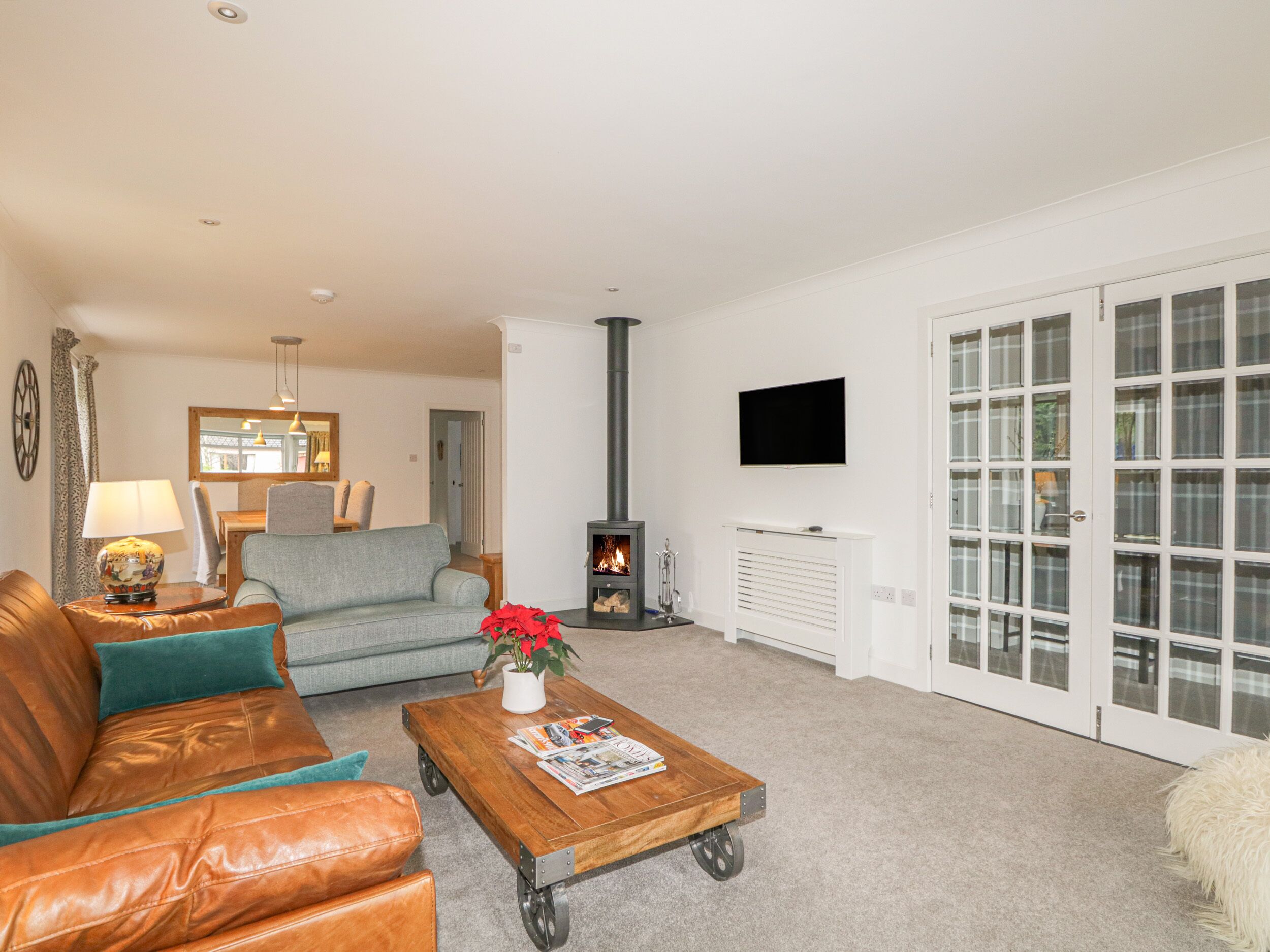 Cottage | Living room | TV
