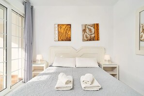 2 bedrooms