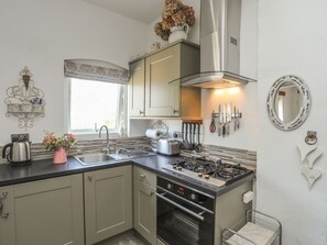 Cottage | Interior - Hen Gilfach Stable (Holyhead)