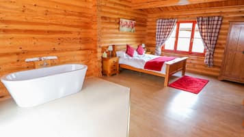 Cottage | 1 bedroom, individually decorated, individually furnished, free WiFi