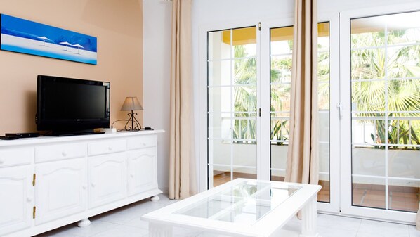 Interior - Suite Nº 8 (1 double room) (Nerja)
