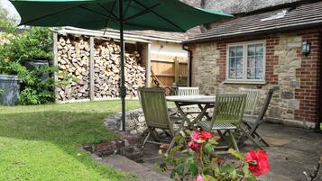 Cottage | Tempat makan outdoor