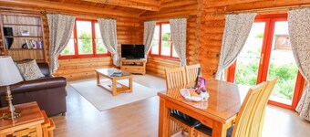 Cedar Lodge